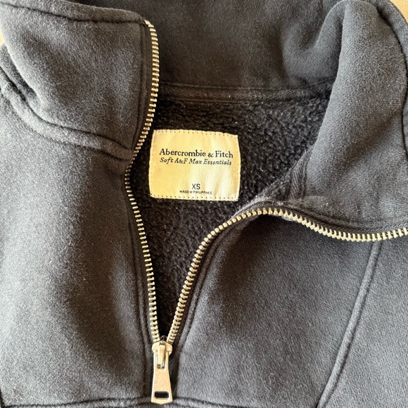 Abercrombie & Fitch Black Fleece Quarter-Zip - Picture 3 of 3